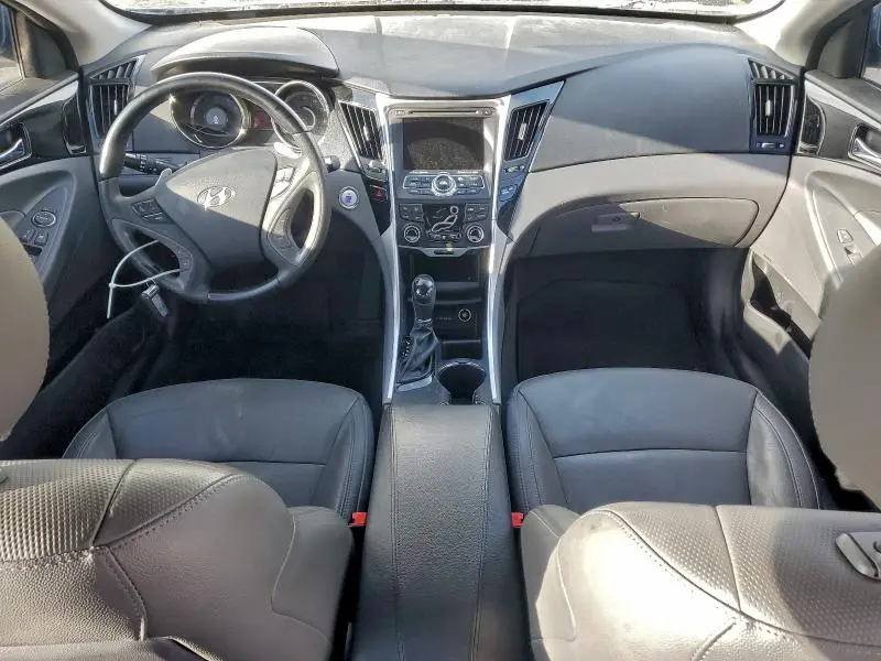 2013 HYUNDAI SONATA SE  