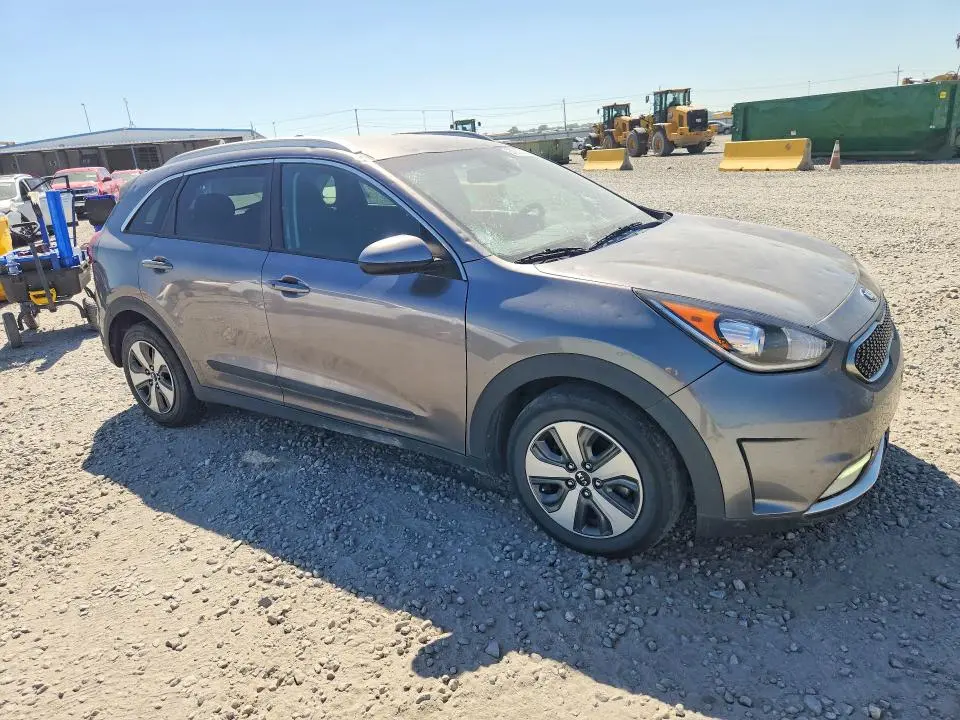 2018 KIA NIRO LX  
