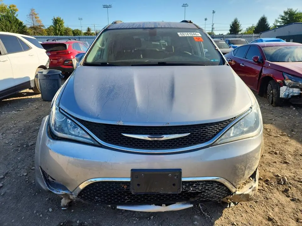 2017 CHRYSLER PACIFICA TOURING L PLUS  