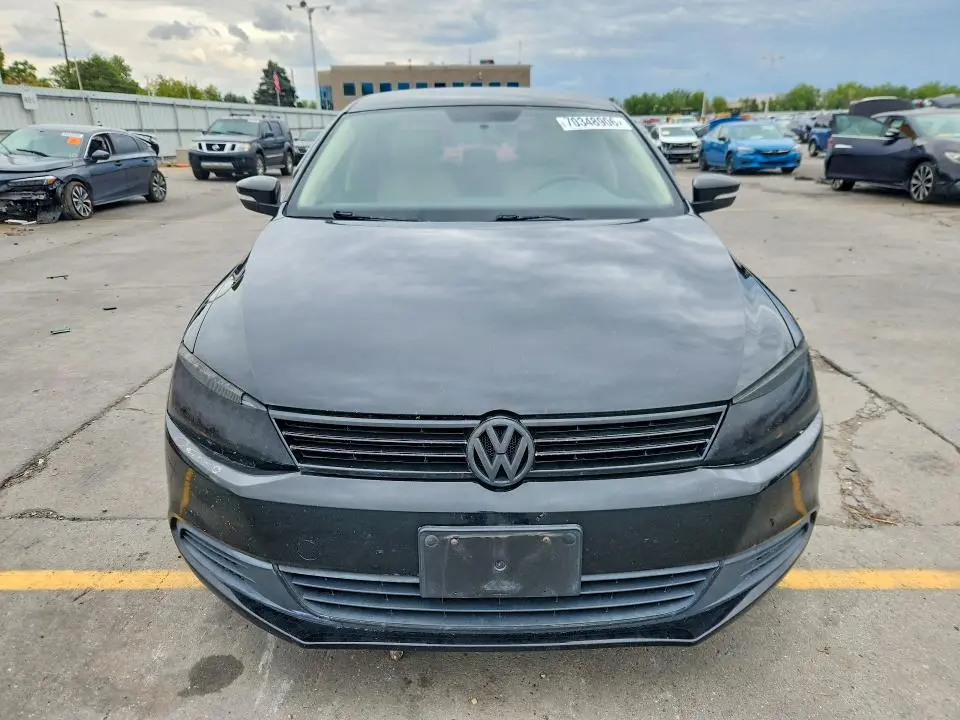 2014 VOLKSWAGEN JETTA SE  