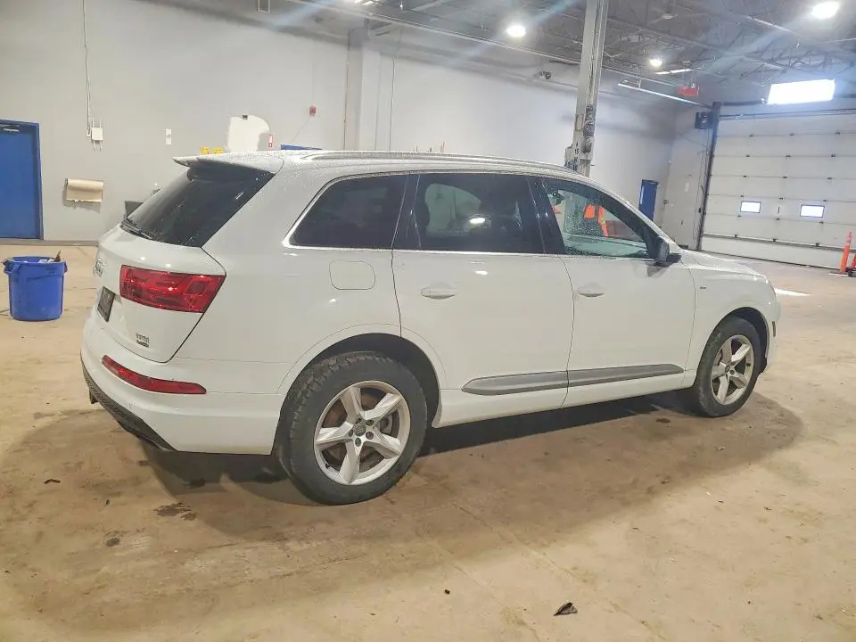 2017 AUDI Q7 TECHNIK S-LINE  