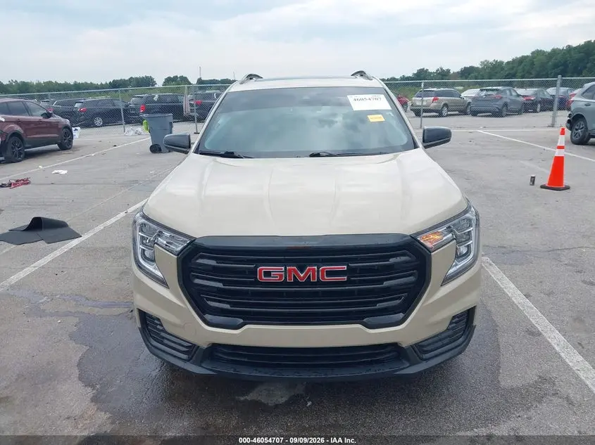 2023 GMC TERRAIN FWD SLE