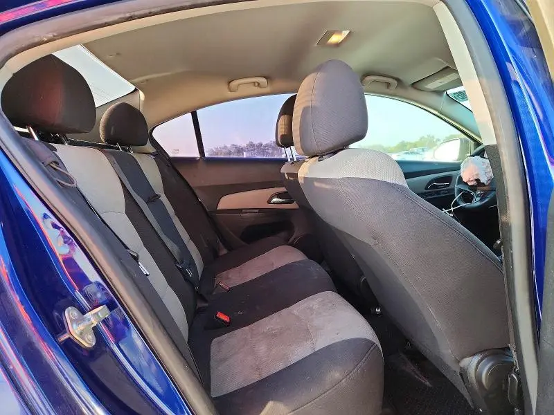 2013 CHEVROLET CRUZE LS  