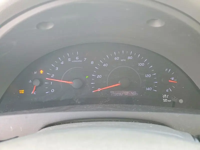 2011 TOYOTA CAMRY BASE  