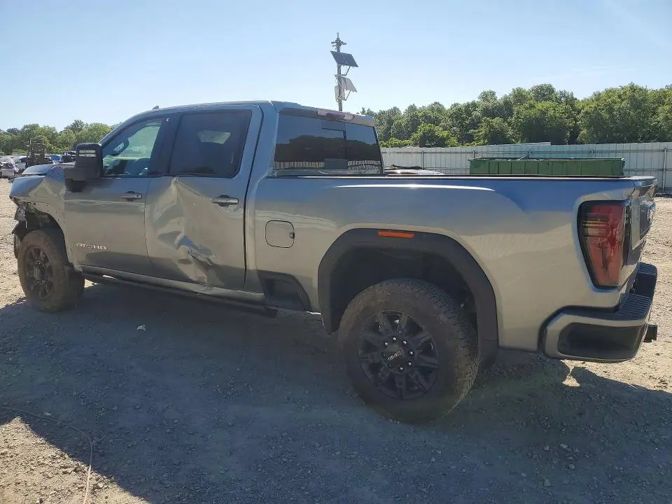 2025 GMC SIERRA K2500 AT4  