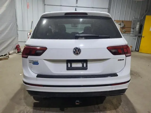 2021 VOLKSWAGEN TIGUAN SE  