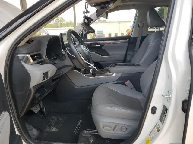 2023 TOYOTA HIGHLANDER L  