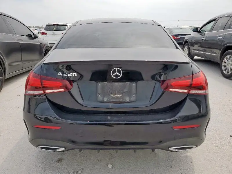 2020 MERCEDES-BENZ A 220