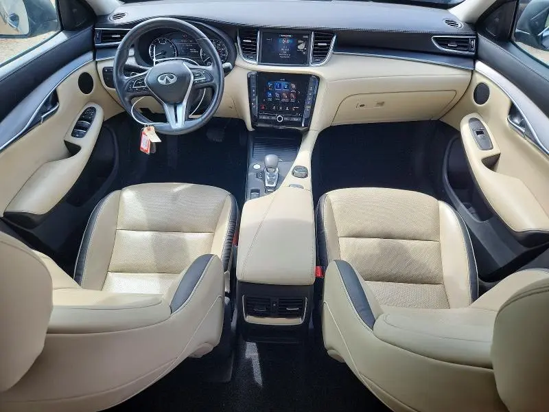 2022 INFINITI QX50 LUXE  