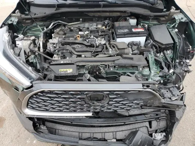 2022 TOYOTA COROLLA CROSS XLE  