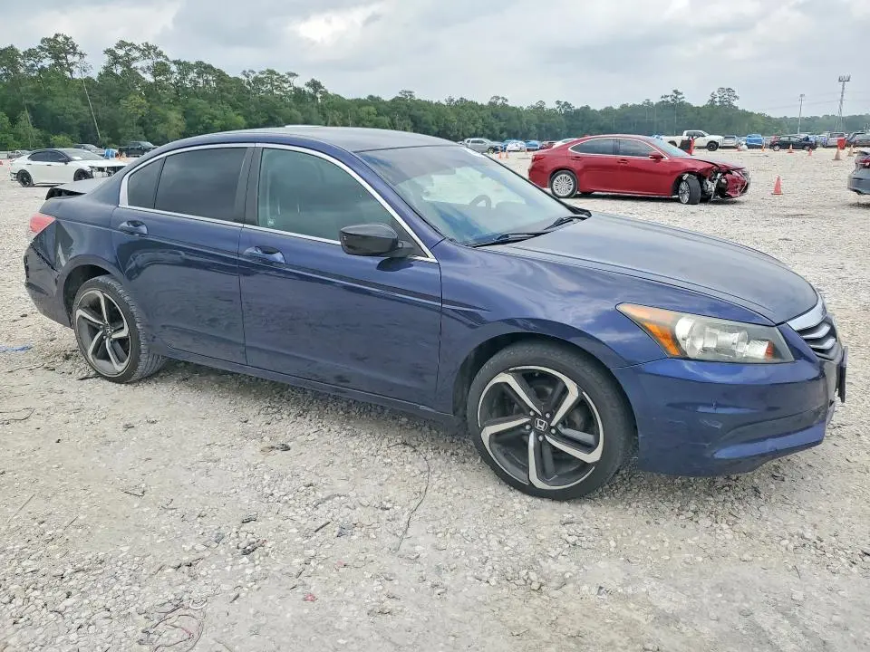 2012 HONDA ACCORD LX  