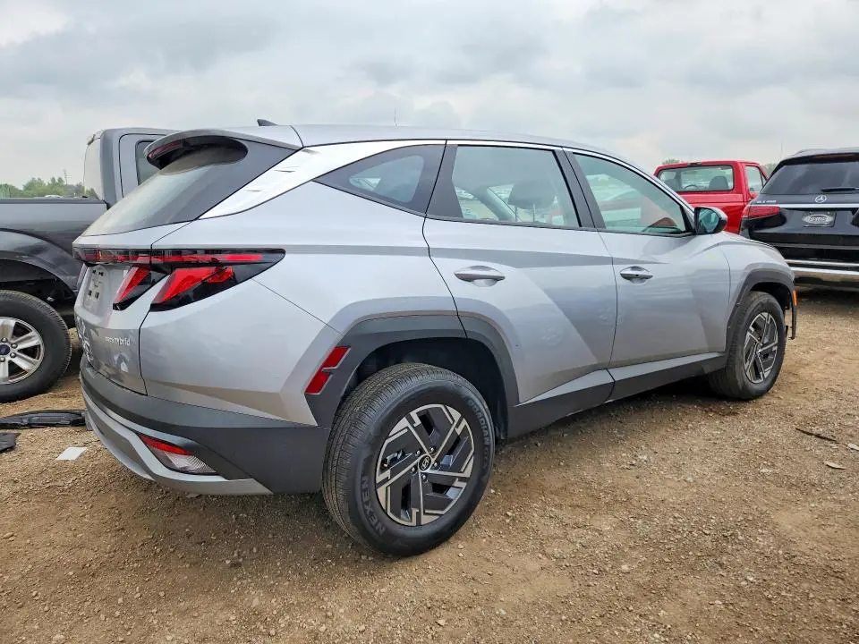 2026 HYUNDAI TUCSON BLUE SE  