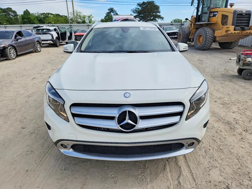 2017 MERCEDES-BENZ GLA 250  