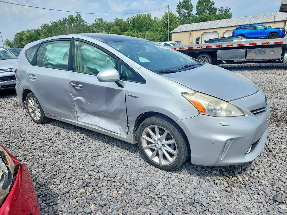 2012 TOYOTA PRIUS V FIVE  
