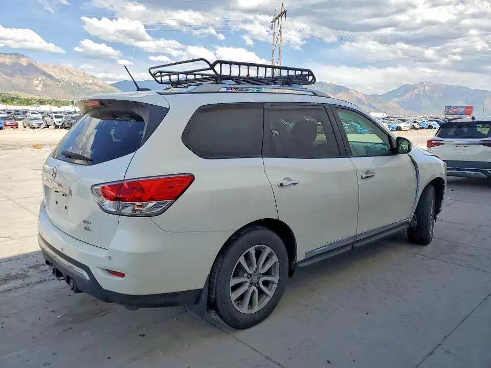 2014 NISSAN PATHFINDER SL  