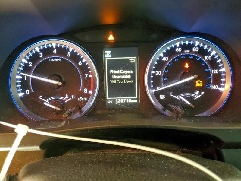 2018 TOYOTA HIGHLANDER SE  