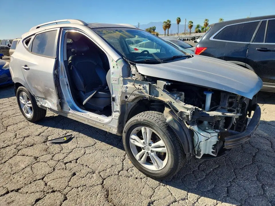 2012 HYUNDAI TUCSON GLS  