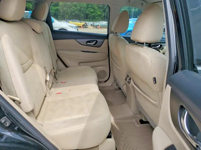2014 NISSAN ROGUE SV  