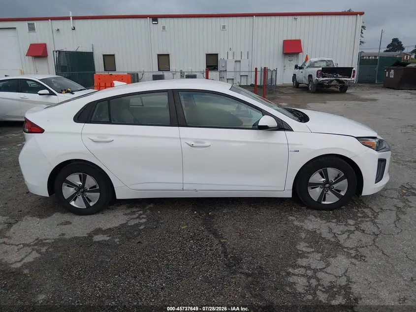 2020 HYUNDAI IONIQ HYBRID BLUE