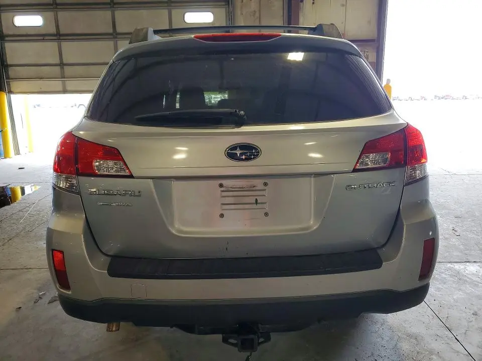 2013 SUBARU OUTBACK 2.5I PREMIUM  