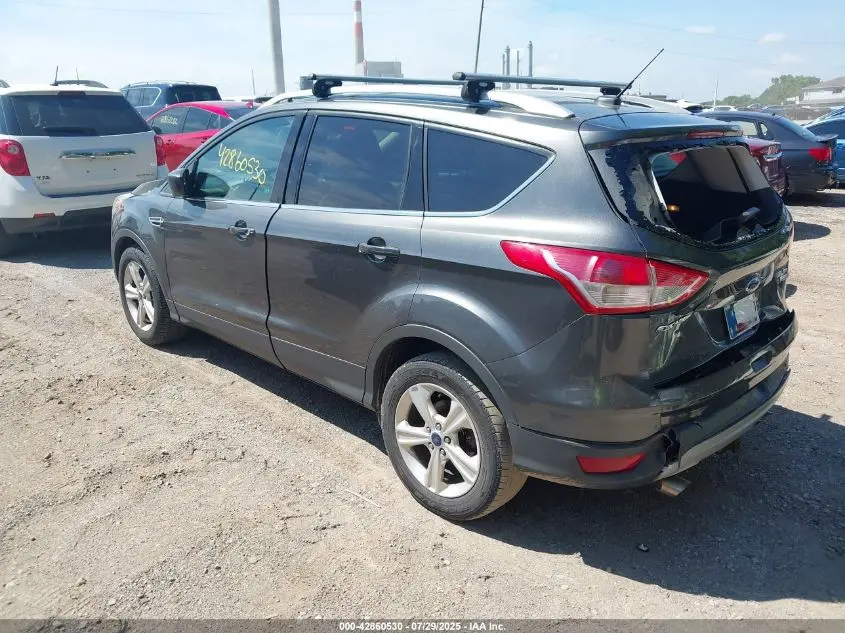 2015 FORD ESCAPE SE