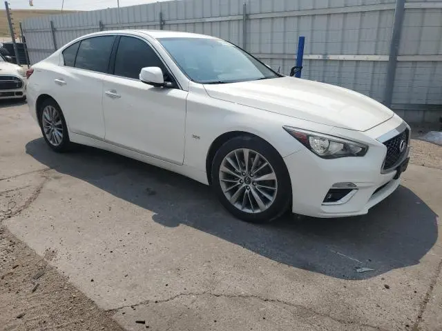 2018 INFINITI Q50 LUXE  