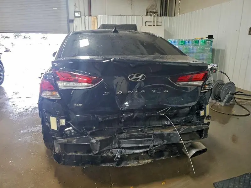 2018 HYUNDAI SONATA SE  