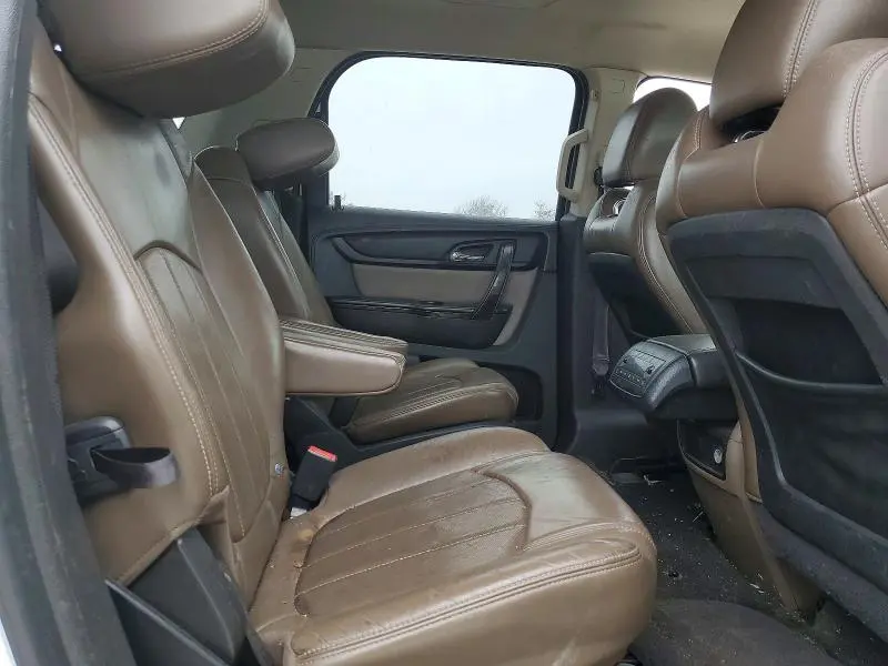 2013 GMC ACADIA SLT-2  