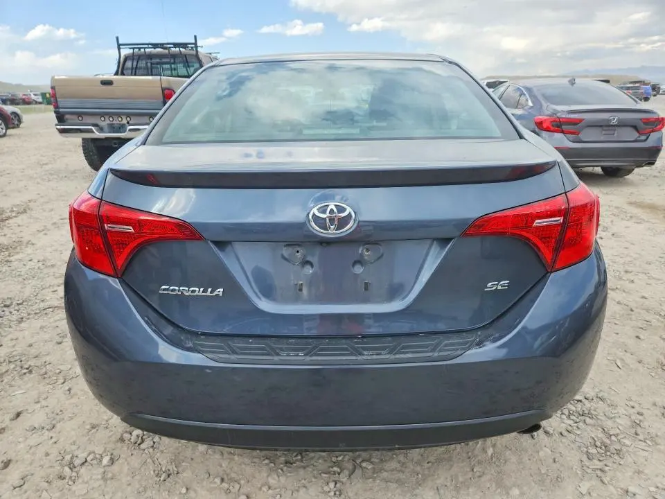 2017 TOYOTA COROLLA SE  