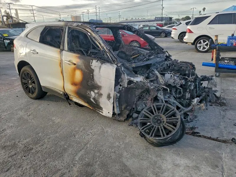 2018 JAGUAR F-PACE PREMIUM  