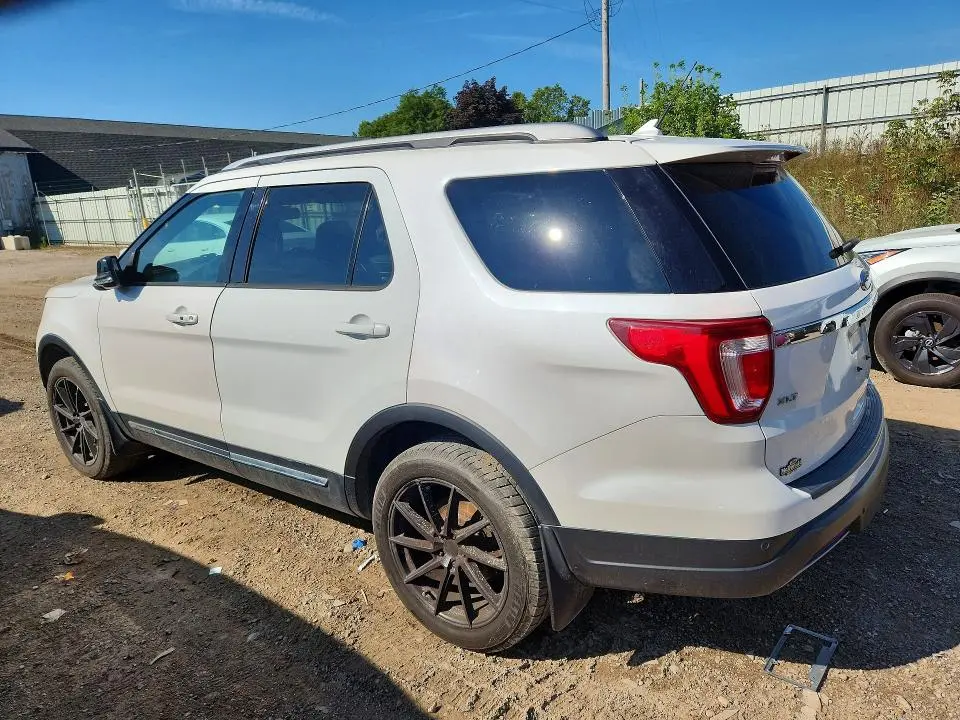 2019 FORD EXPLORER XLT  