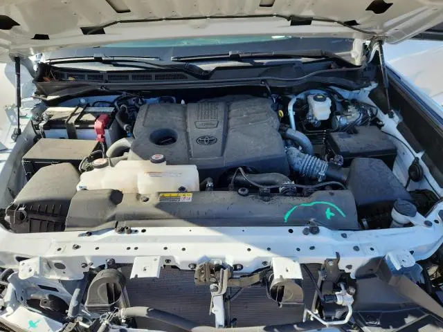 2025 TOYOTA TUNDRA CREWMAX SR  