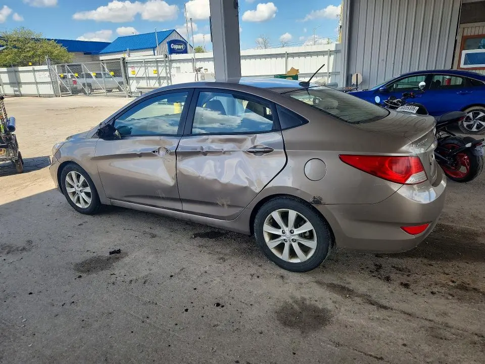2013 HYUNDAI ACCENT GLS  