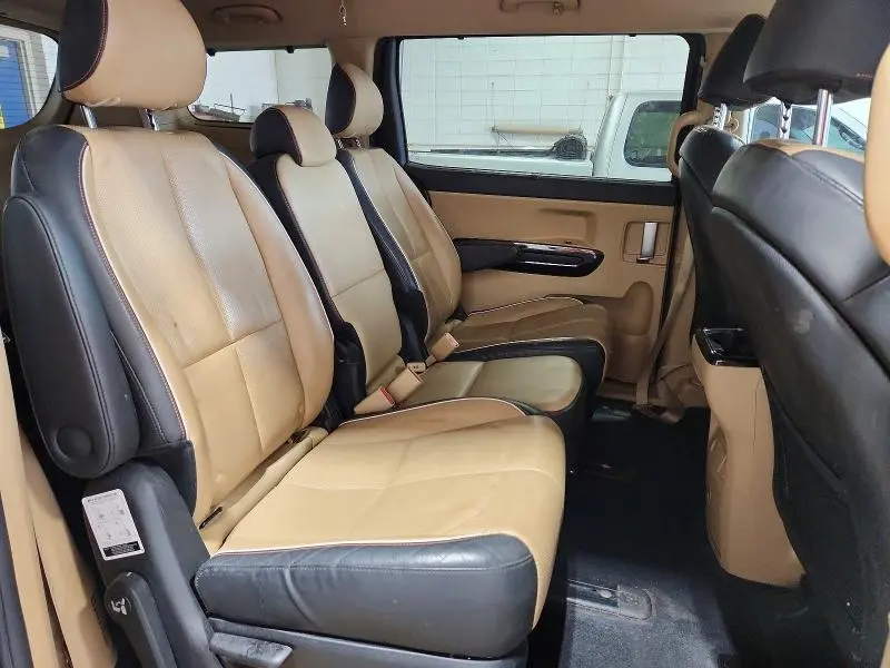 2016 KIA SEDONA EX  