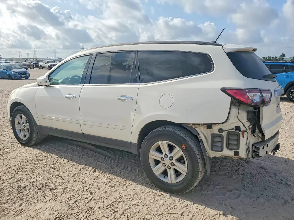 2014 CHEVROLET TRAVERSE LT  