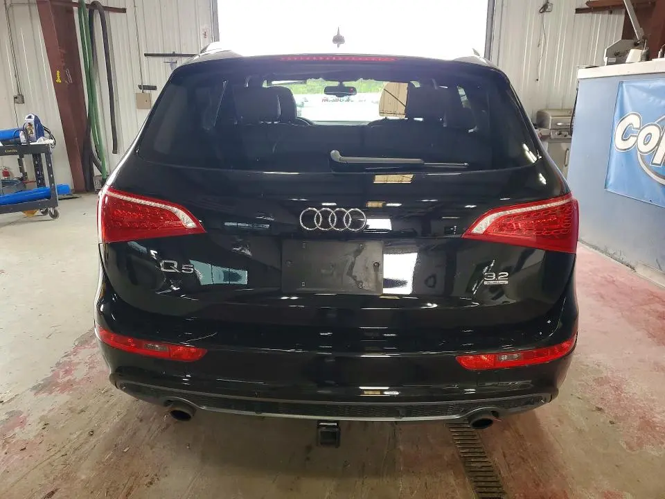 2011 AUDI Q5 PREMIUM PLUS  