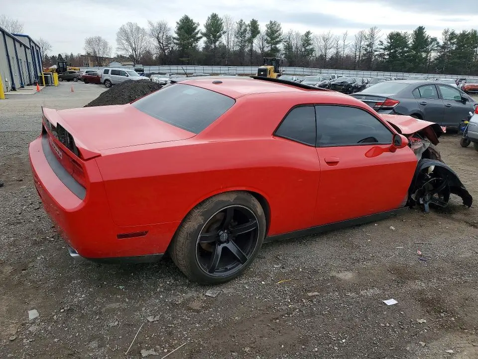 2014 DODGE CHALLENGER SXT  
