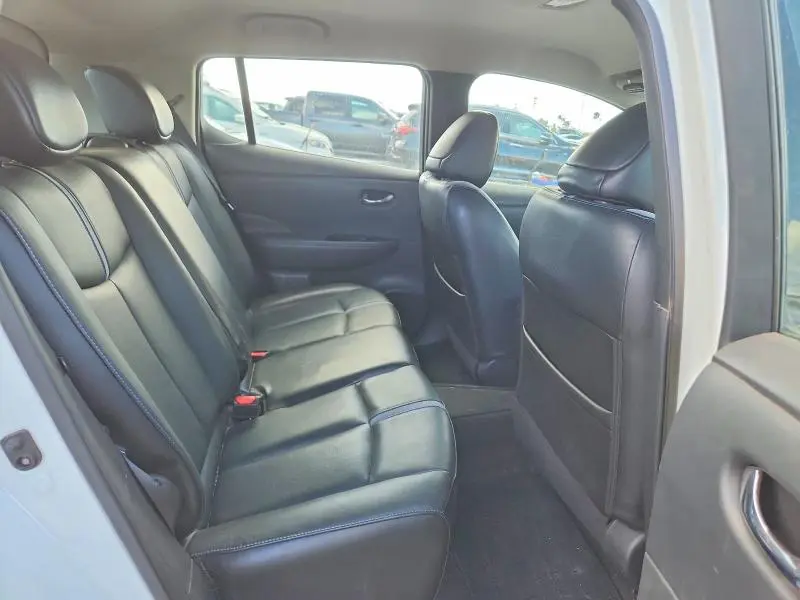 2018 NISSAN LEAF S  