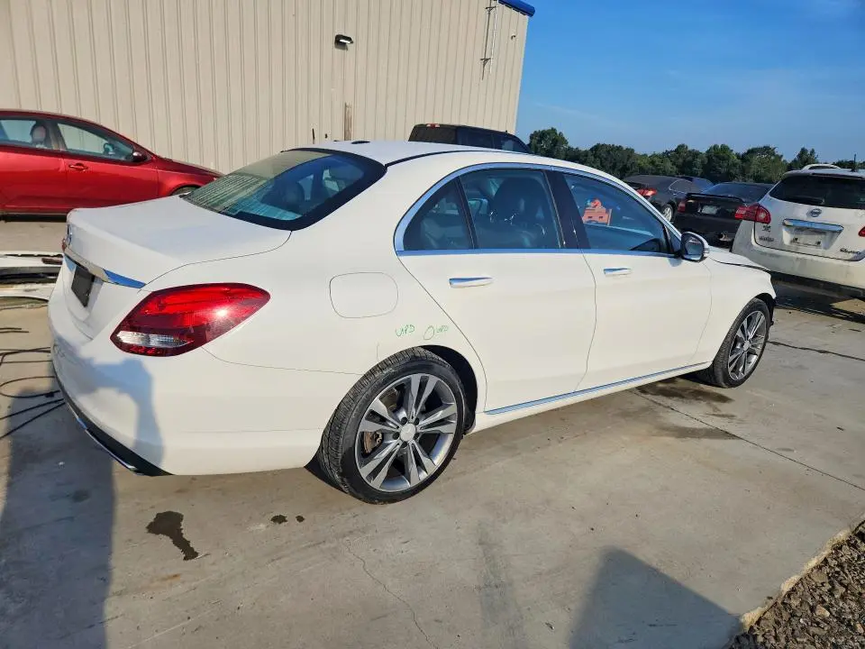 2016 MERCEDES-BENZ C 300  
