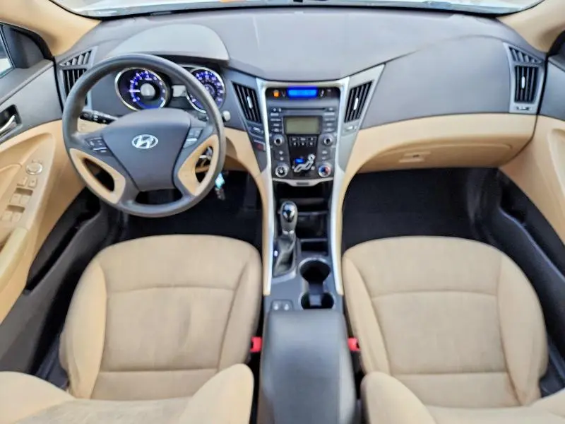 2013 HYUNDAI SONATA GLS  