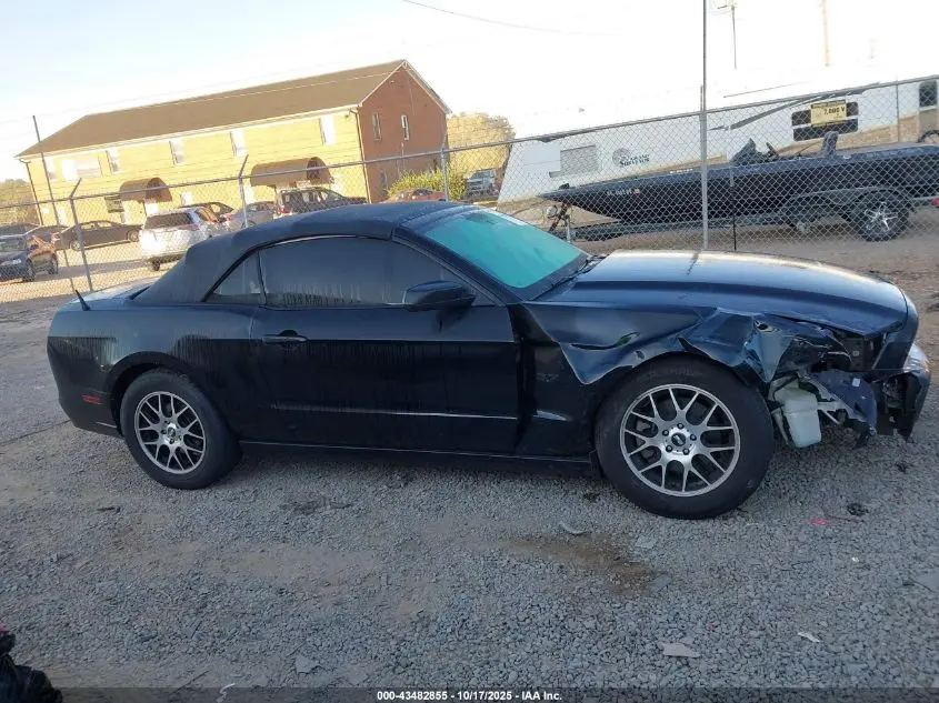 2014 FORD MUSTANG V6