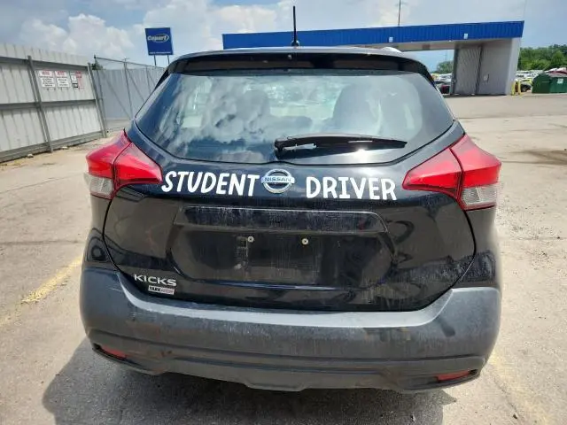 2019 NISSAN KICKS S  