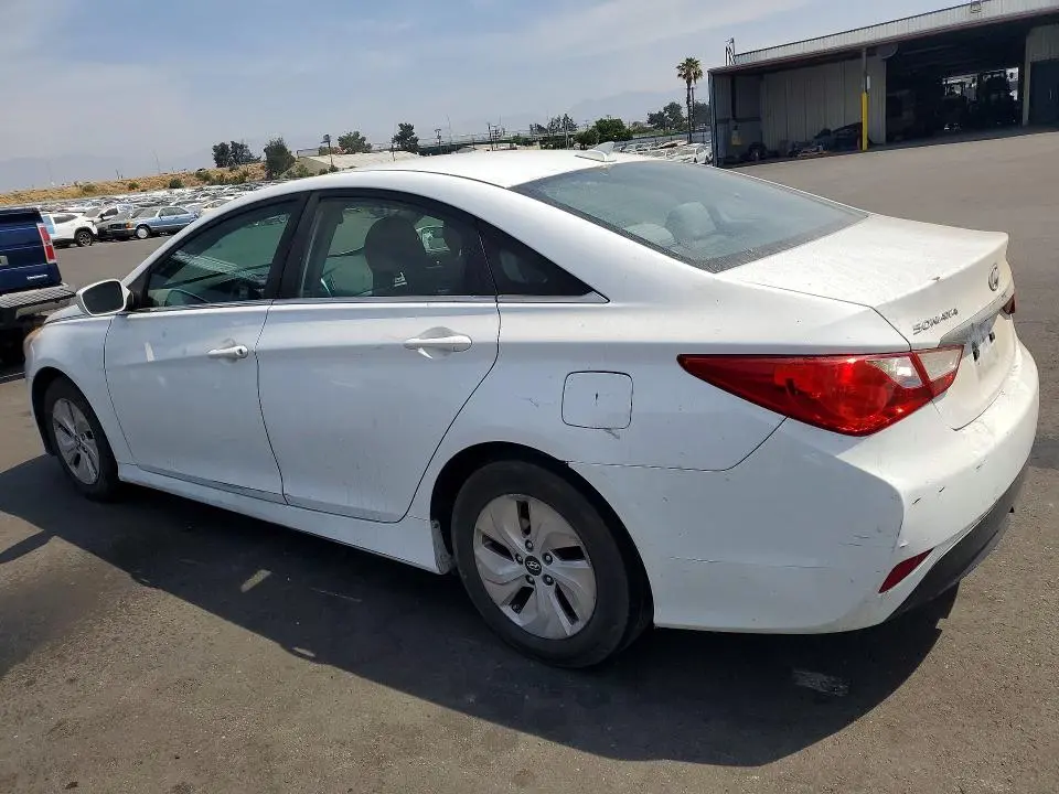 2014 HYUNDAI SONATA GLS  
