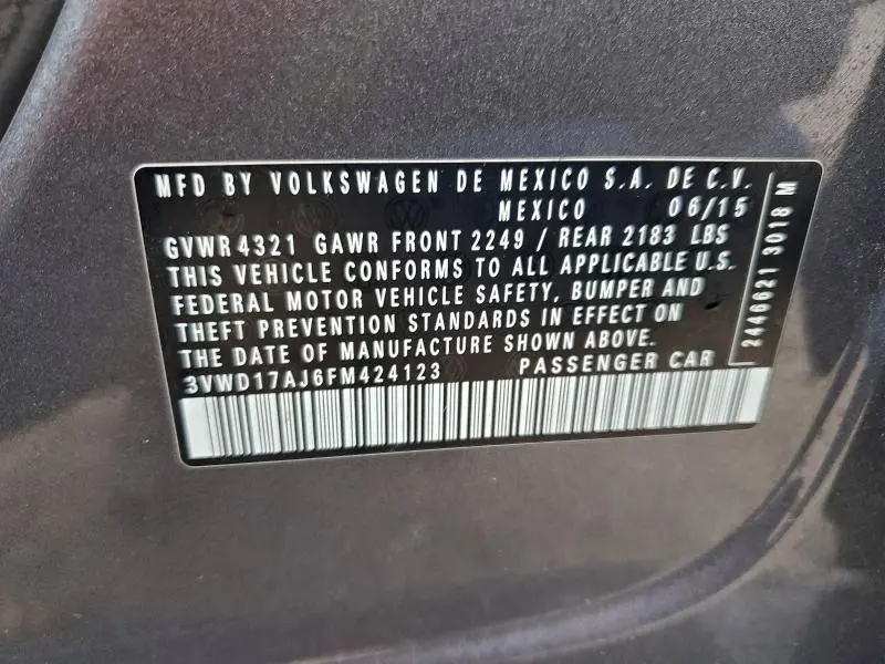 2015 VOLKSWAGEN JETTA SE  