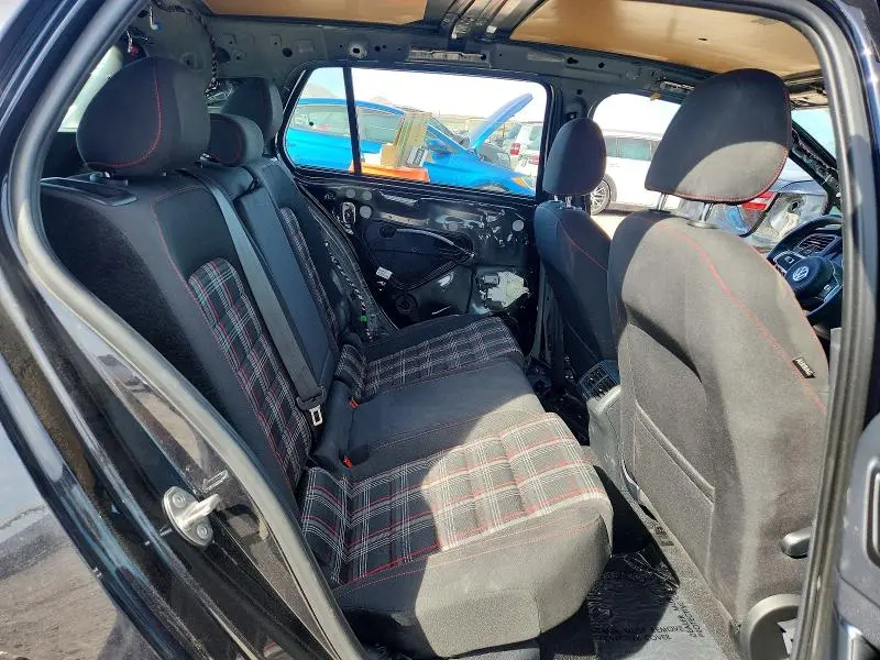 2020 VOLKSWAGEN GTI S  