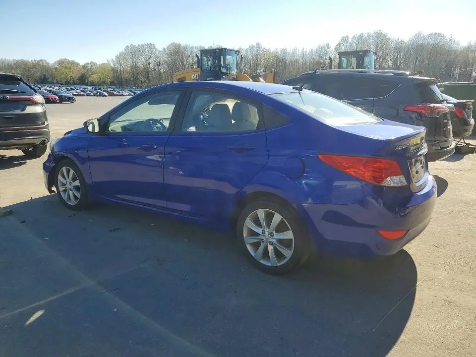 2012 HYUNDAI ACCENT GLS  