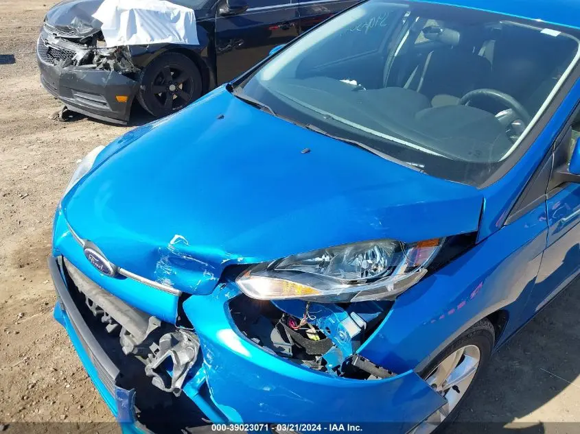 2014 FORD FOCUS SE