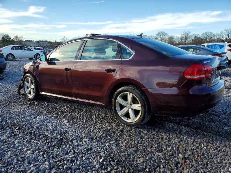 2013 VOLKSWAGEN PASSAT SE  