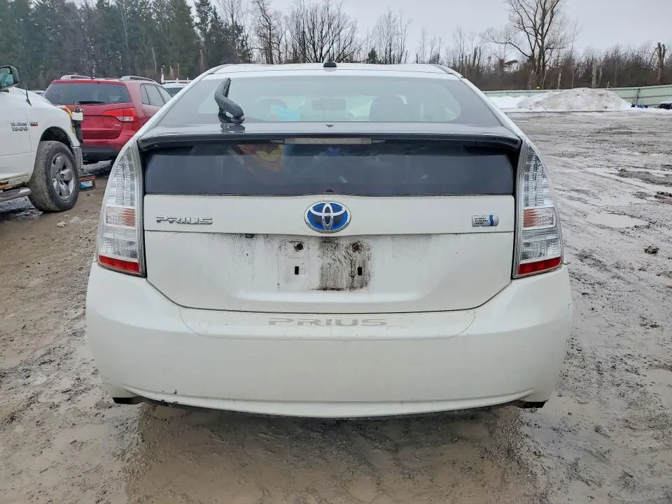 2011 TOYOTA PRIUS FOUR  
