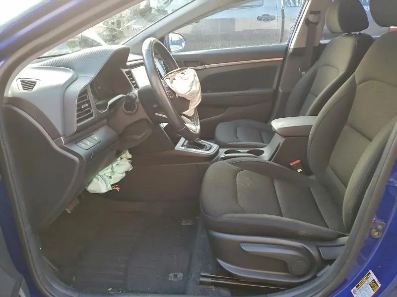 2020 HYUNDAI ELANTRA SEL  